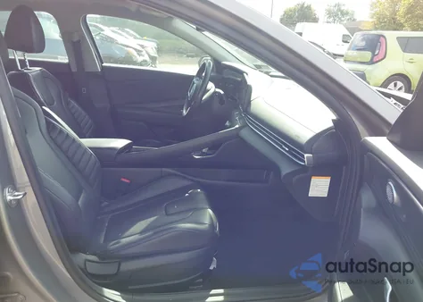 2024 Hyundai Elantra Hybrid Limited из США, поврежденный, VIN KMHLN4DJ3RU093994